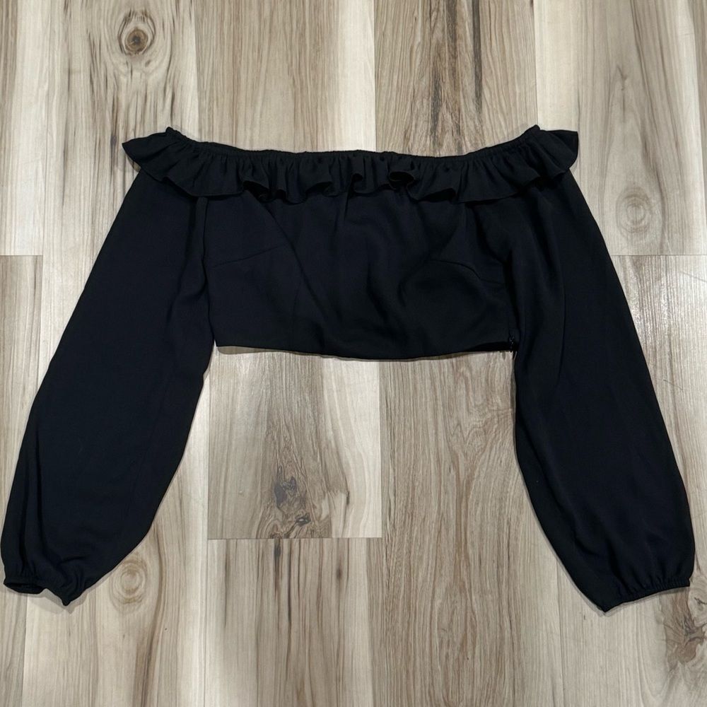 Superdown Black Cropped Ruffle Blouse Top Women’s Small